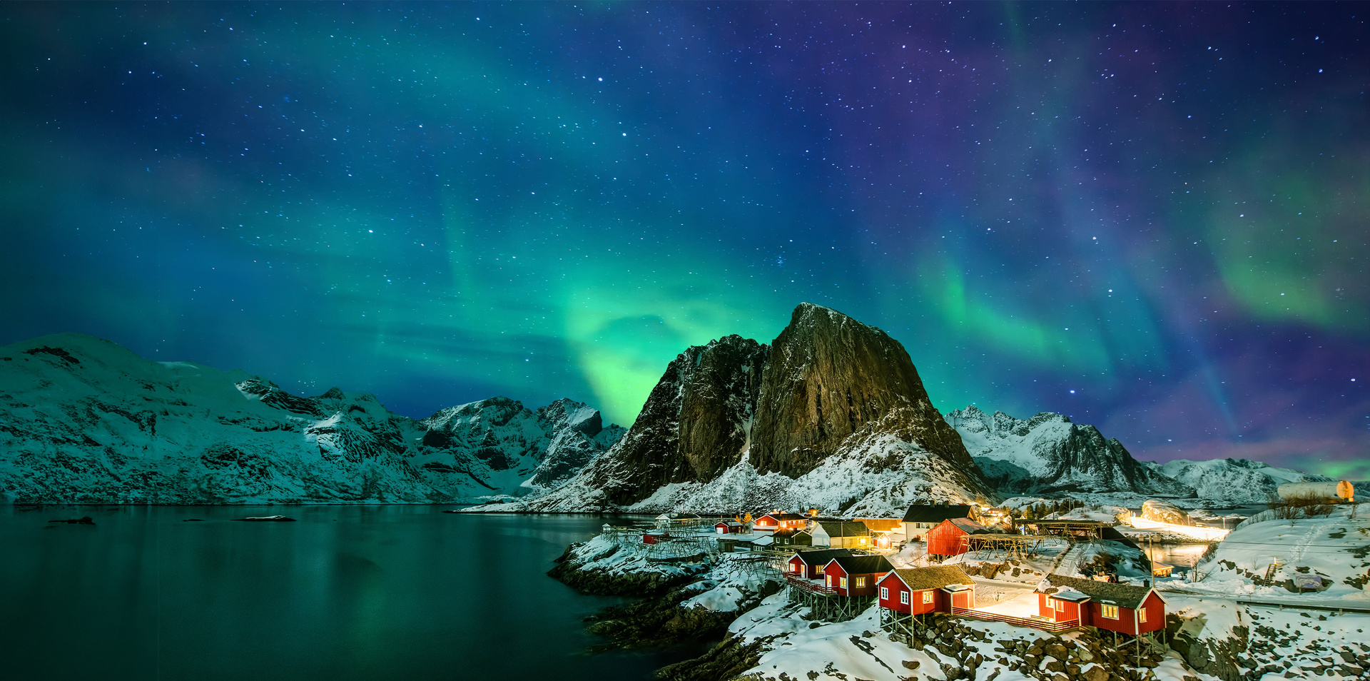 Northern Lights & Scenic Norway Rail & Sail